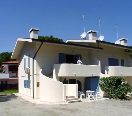 Flat In Lignano Riviera Apartment ลินญาโน ซับเบียโดโร ภายนอก รูปภาพ